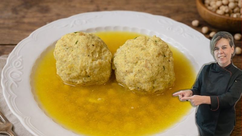 Caldo con pelotas, receta de Manoli García