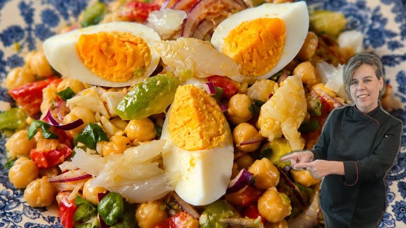 Ensalada de garbanzos y bacalao, receta de Manoli García