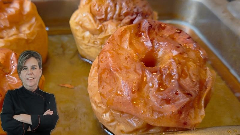 Manzanas asadas, receta de Manoli García