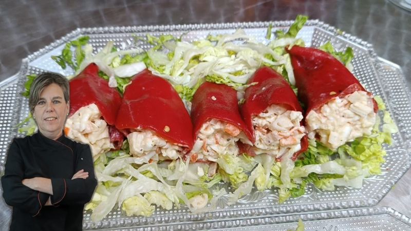 Pimientos de piquillo rellenos de cangrejo, receta de Manoli García
