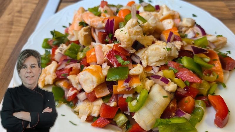 Salpicón de marisco para dejar hecho, receta de Manoli García