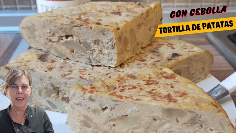 Tortilla de patatas con cebolla, receta de Manoli García